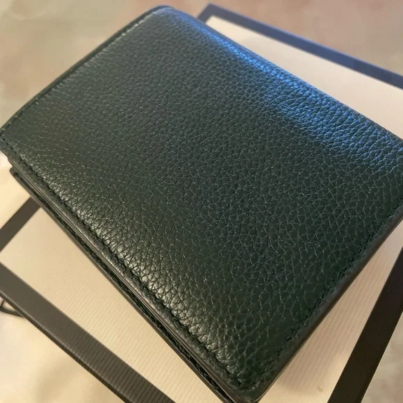 Gucci - Zumi Chain Wallet - Picture 3 of 8